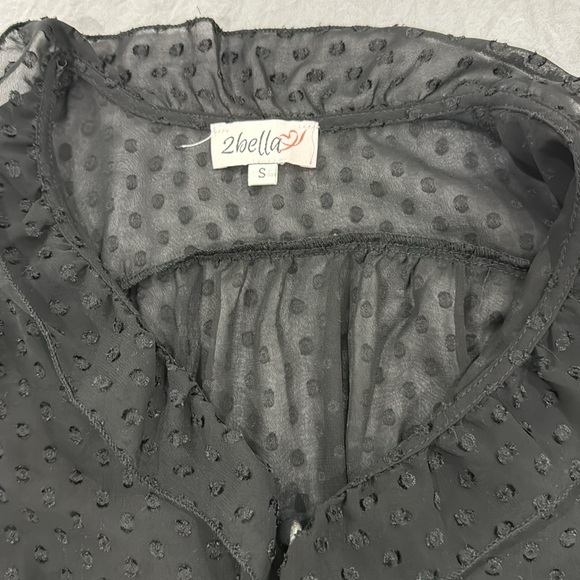 2bella Ruffle Top w/ Buttons - Picture 2 of 3